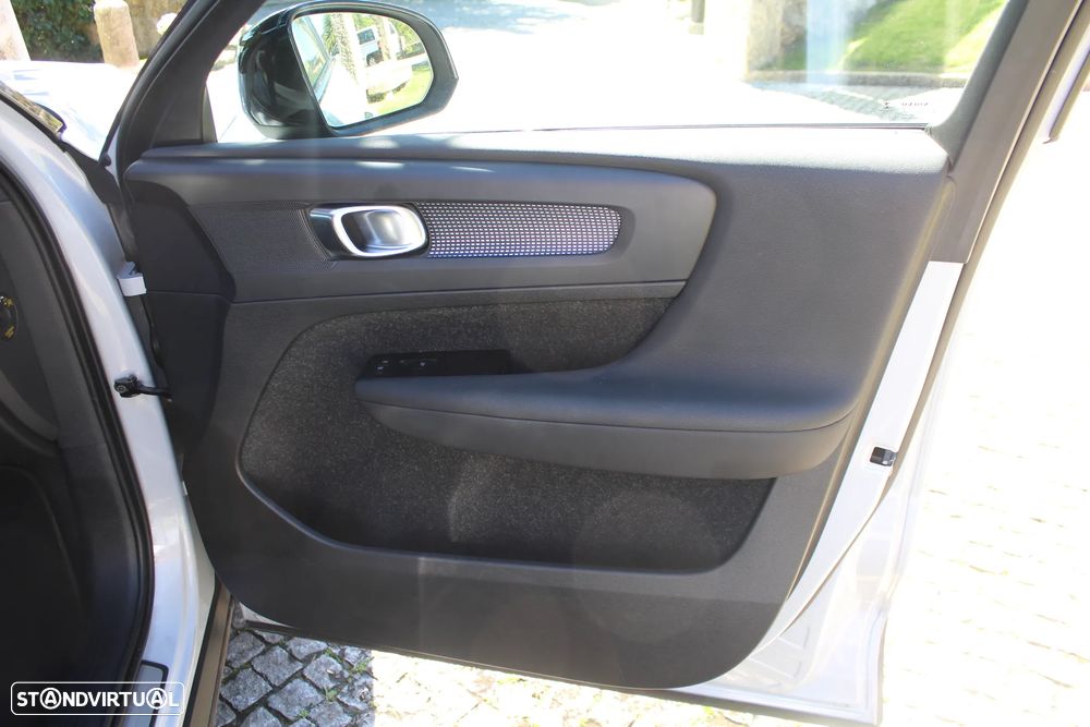 Volvo XC 40 - 19