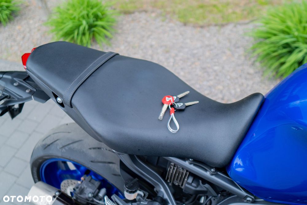 Yamaha MT - 19