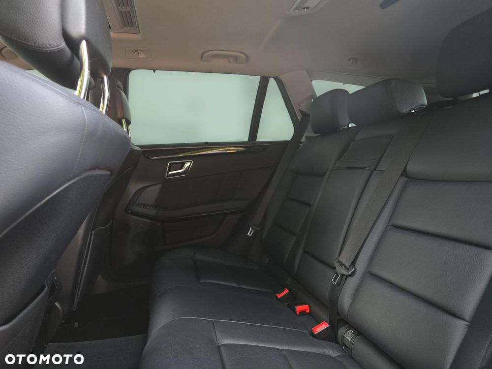 Mercedes-Benz Klasa E 350 CDI BlueEff Avantgarde - 21