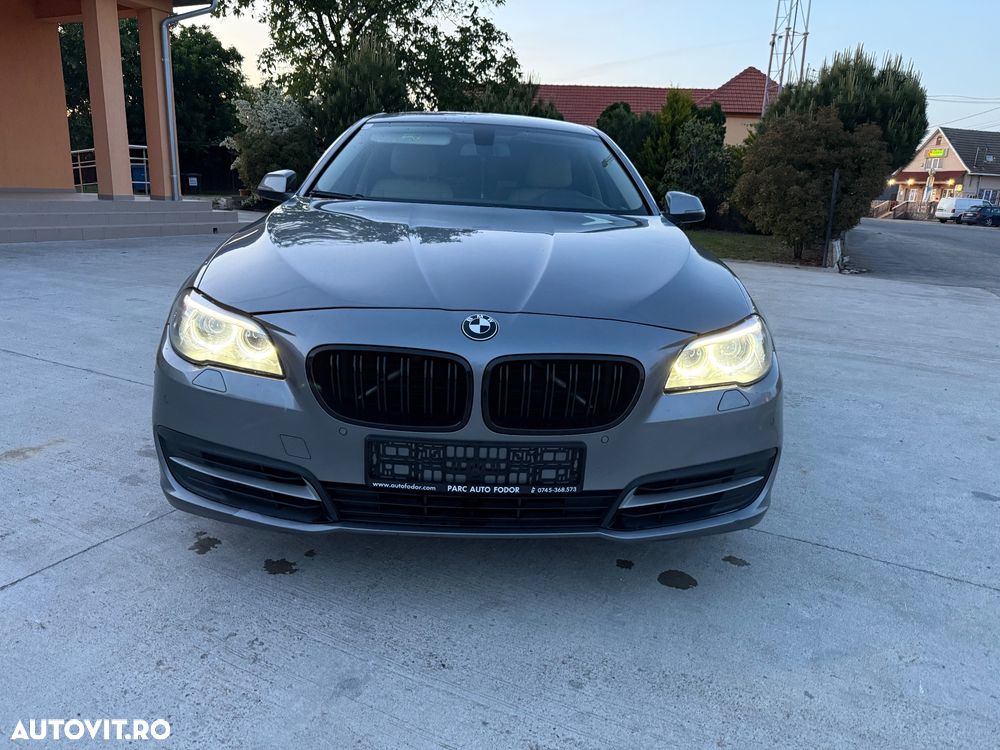 BMW Seria 5 518d Aut. - 28