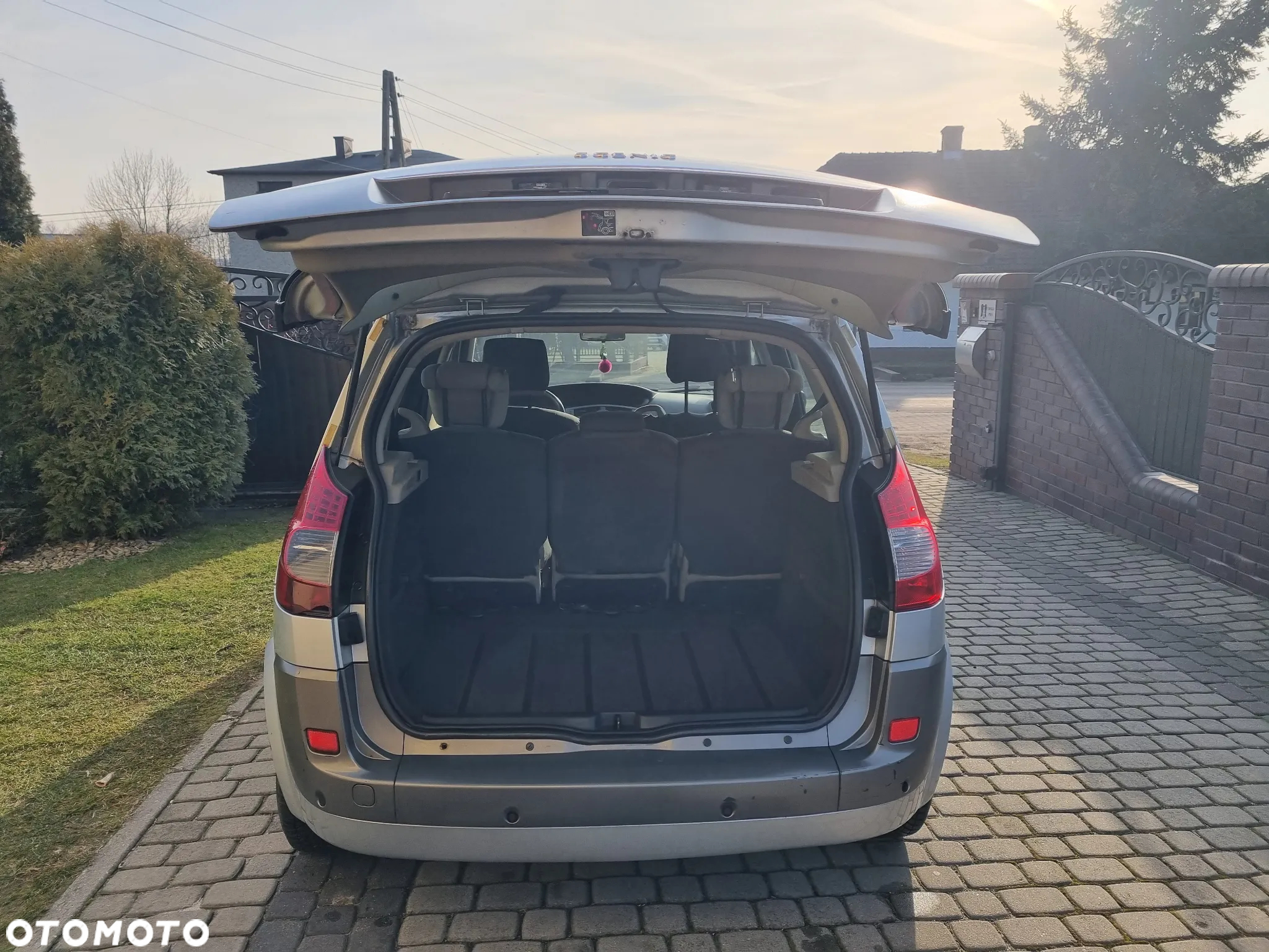 Renault Scenic 1.5 dCi Expression - 6