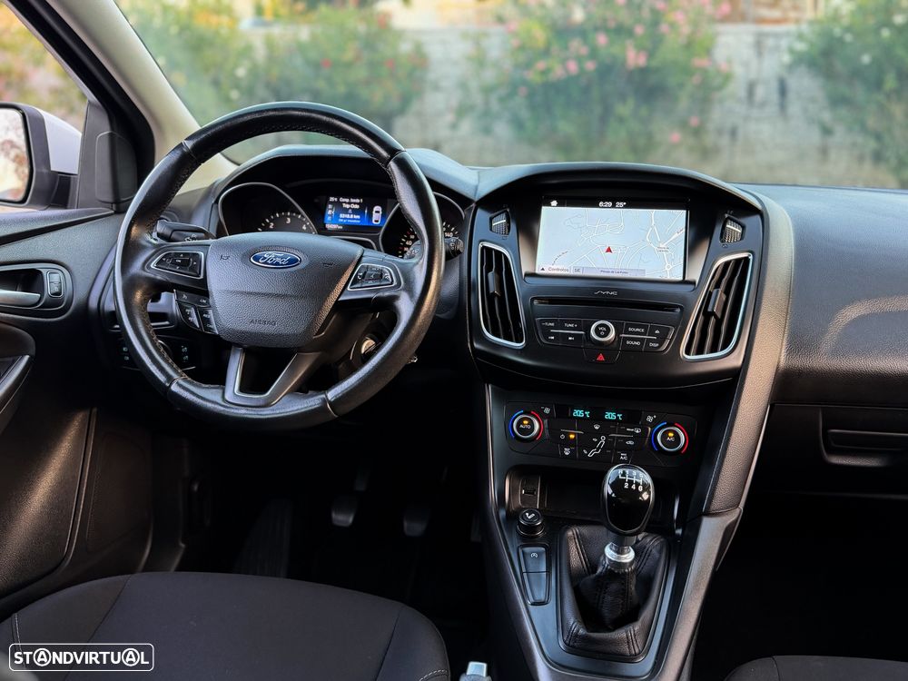 Ford Focus 1.5 TDCi Titanium - 4