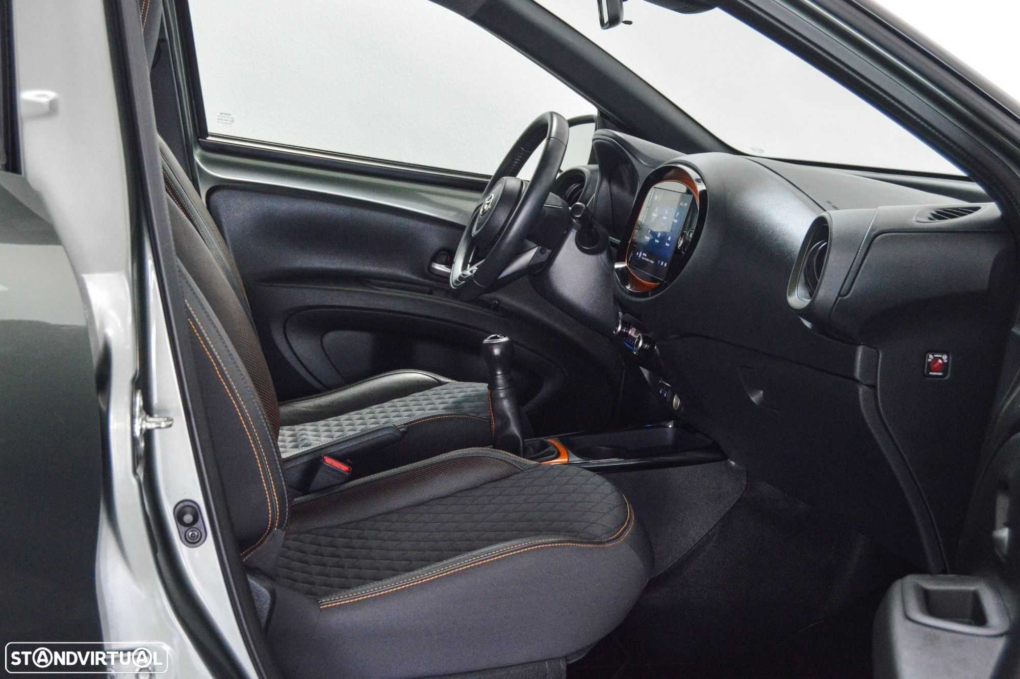 Toyota Aygo X 1.0 Limited - 25