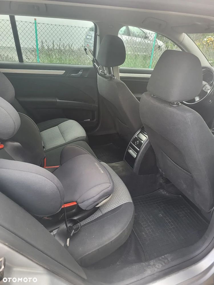 Skoda Superb 1.6 TDI GreenLine - 12