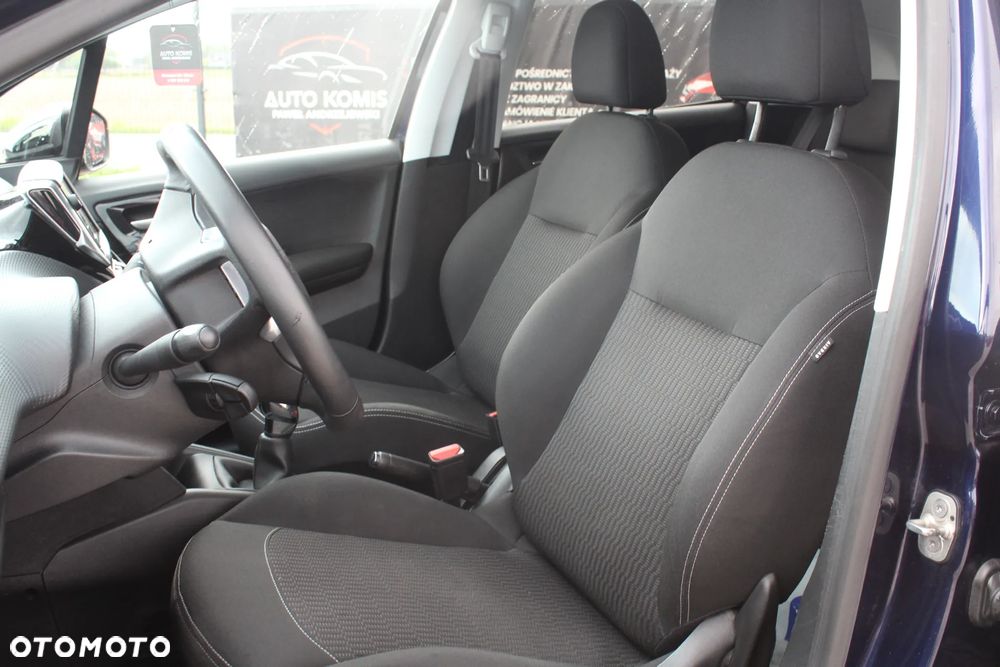 Peugeot 208 PureTech 82 Allure - 16