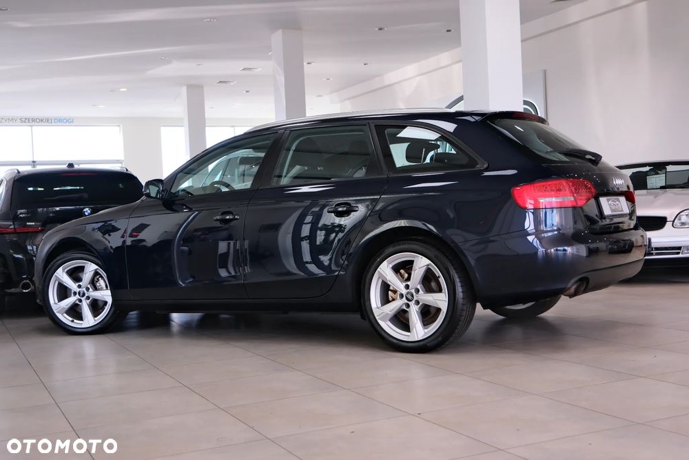 Audi A4 Avant - 15