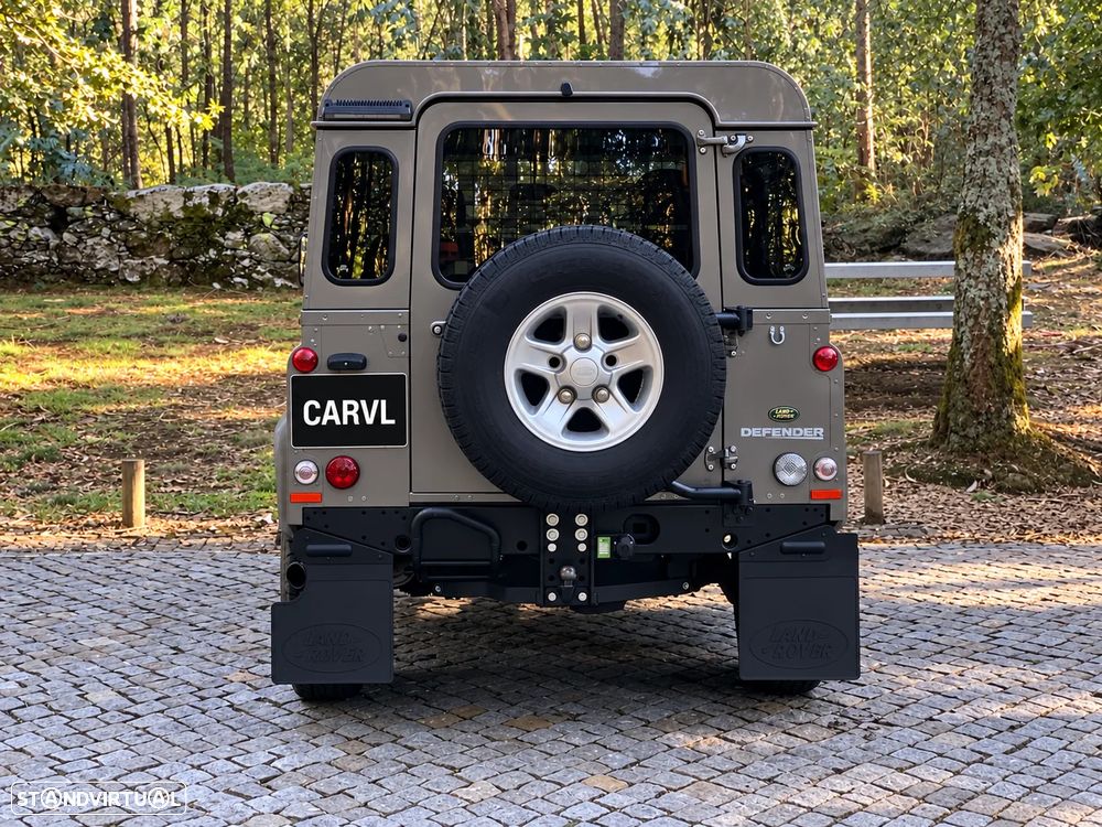 Land Rover Defender 90 2.4 CRD SE - 12