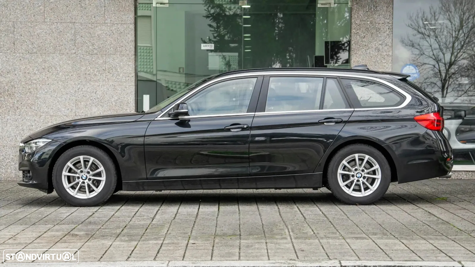 BMW 320 d Touring Advantage Auto - 3