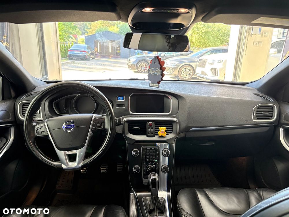 Volvo V40 D4 RDesign - 14