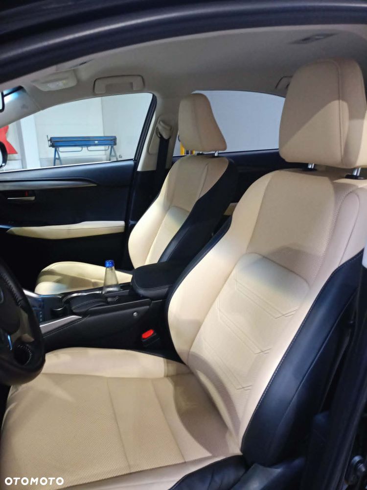 Lexus NX 200t Comfort AWD - 1