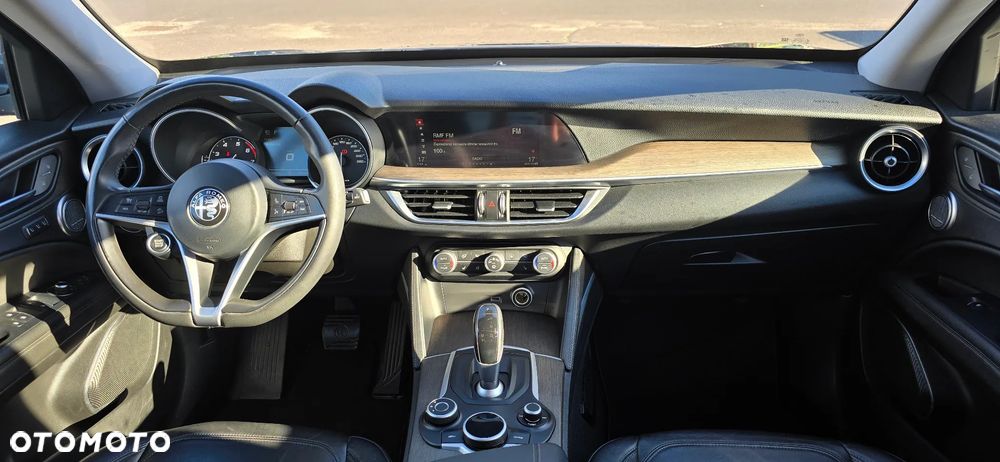 Alfa Romeo Stelvio 2.0 Turbo TI Q4 - 15