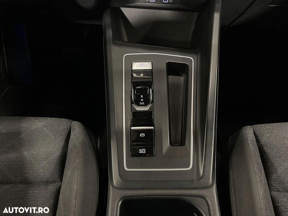 Volkswagen Golf 2.0 TDI SCR DSG Life - 22