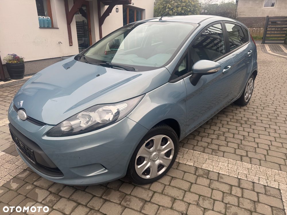 Ford Fiesta 1.25 Celebration - 1