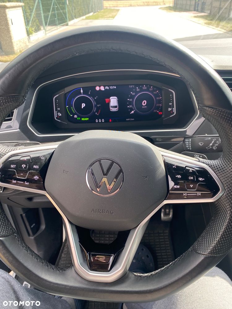 Volkswagen Tiguan - 16