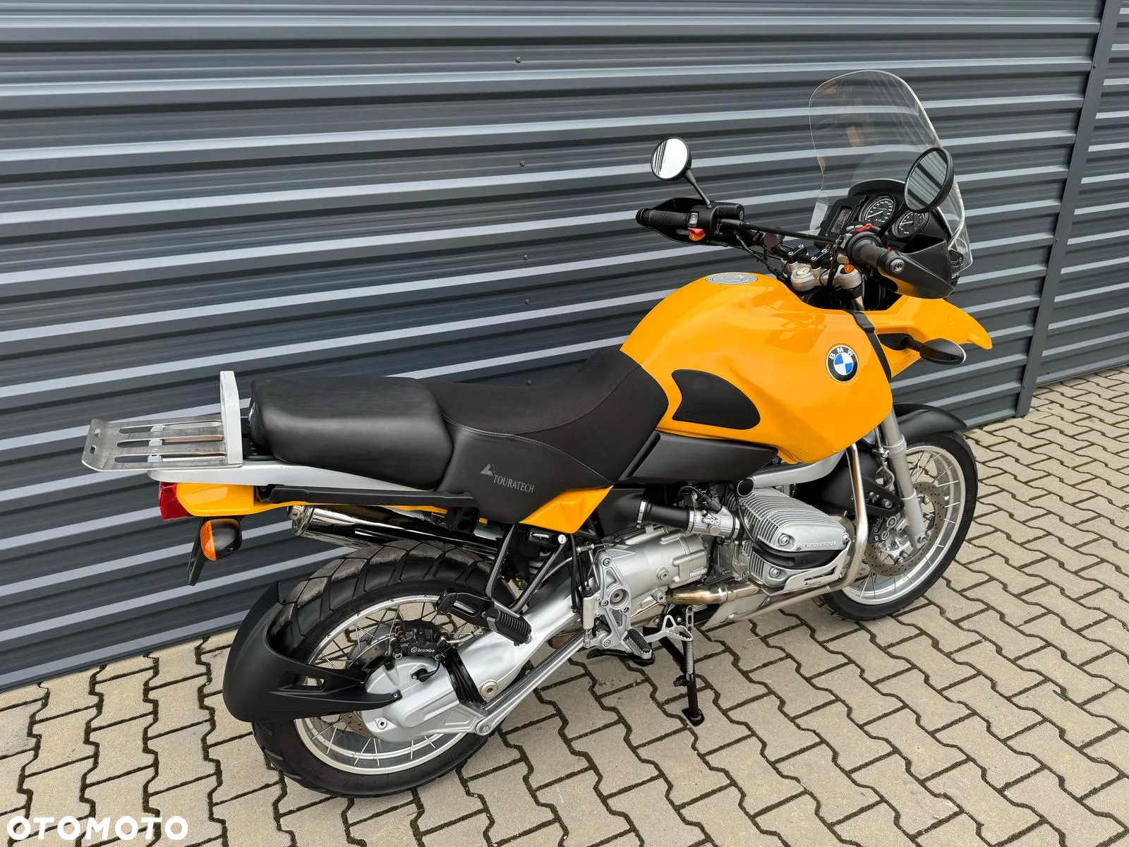 BMW R - 6