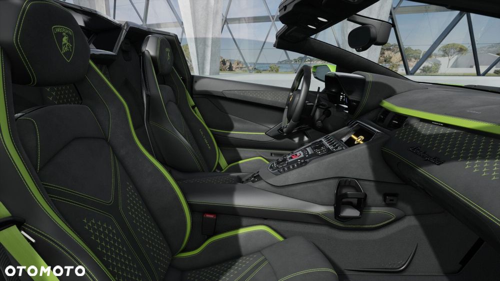 Lamborghini Aventador - 14