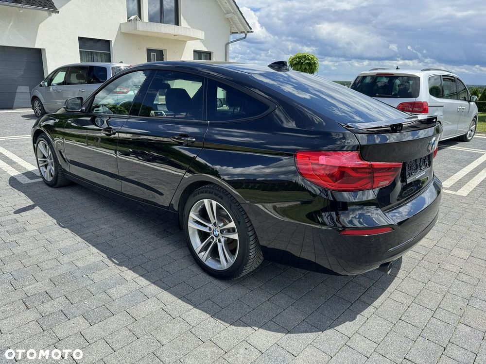 BMW 3GT 318d M Sport - 13
