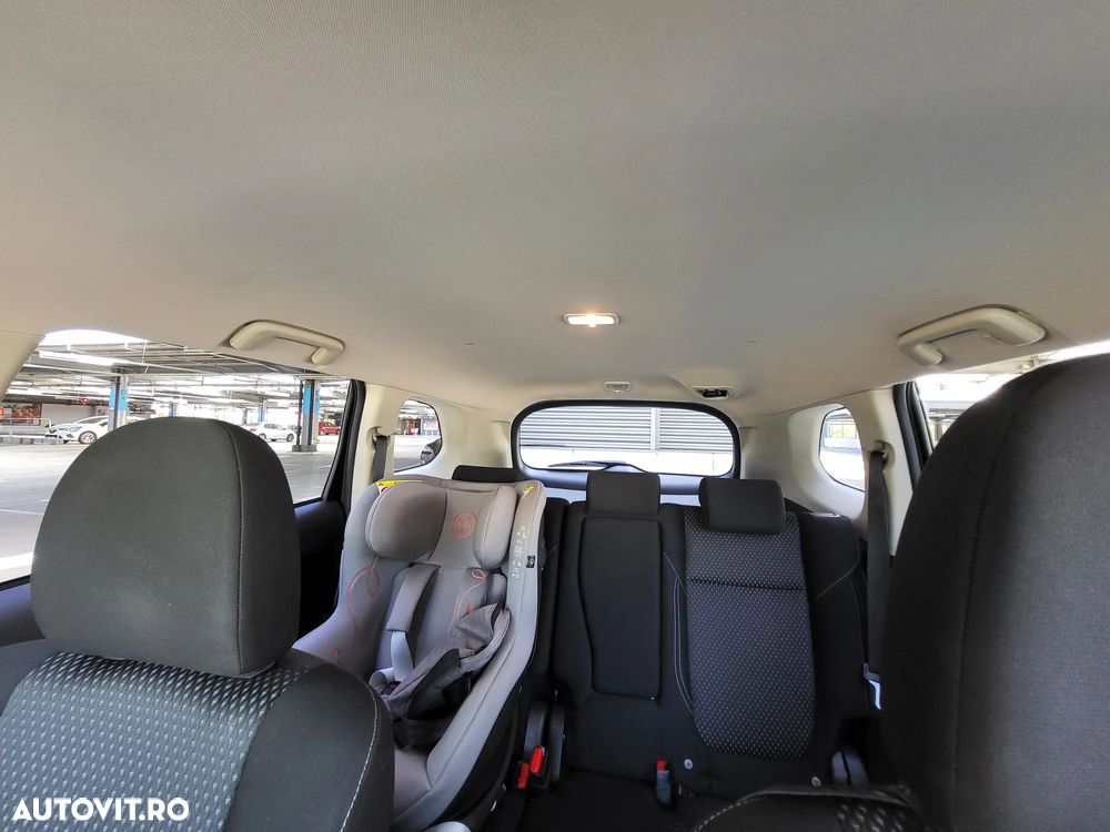 Mitsubishi Outlander PHEV 2.4 L 4X4 Instyle - 15