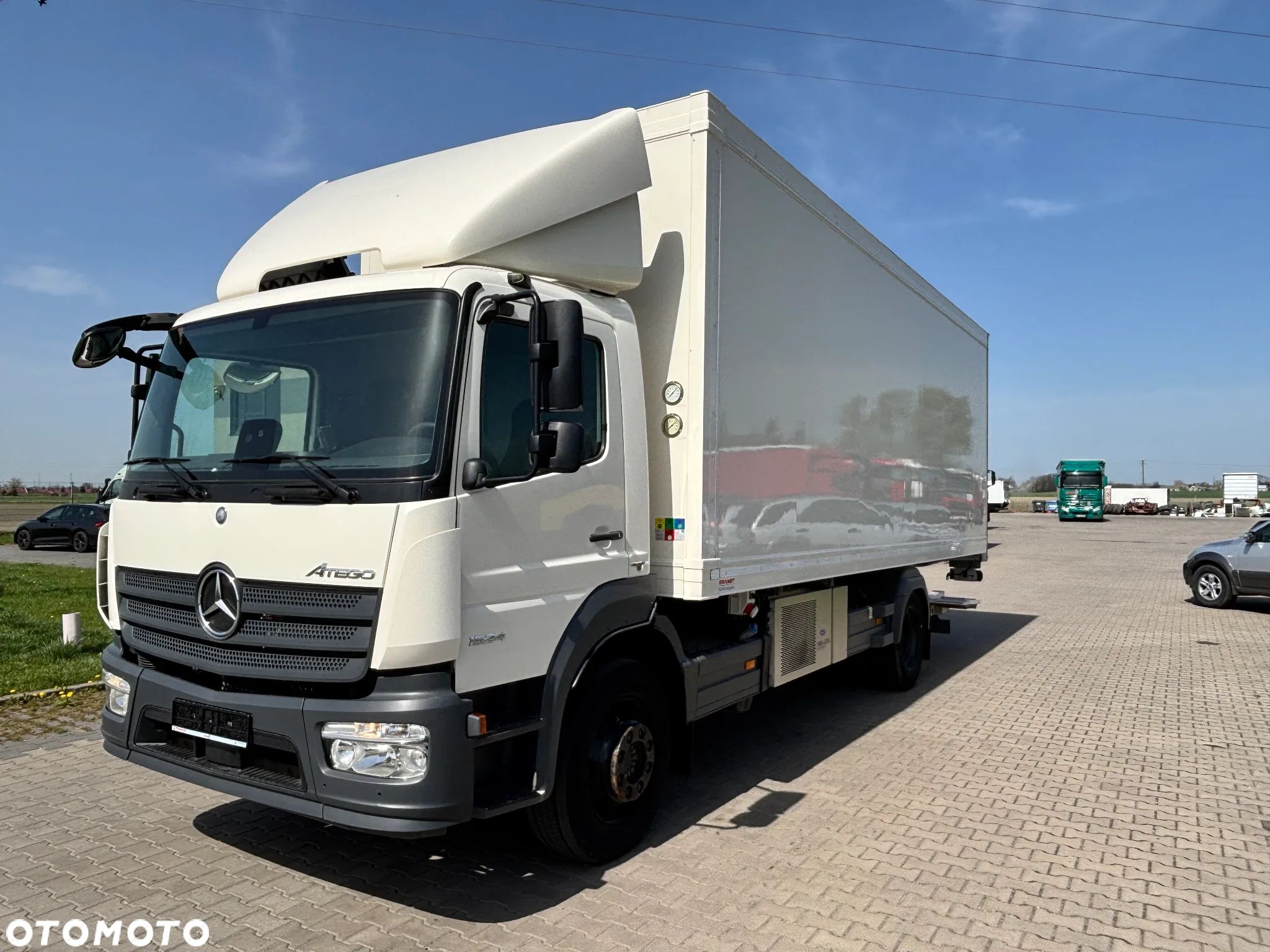 Mercedes-Benz Mercedes-Benz ATEGO 1524 (1624) chłodnia , winda , roleta, CARRIER  (1224 , 1227) - 1