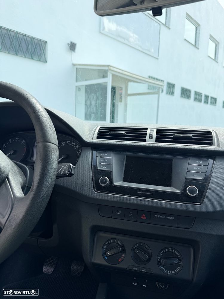Skoda Fabia Break 1.0 Active - 8