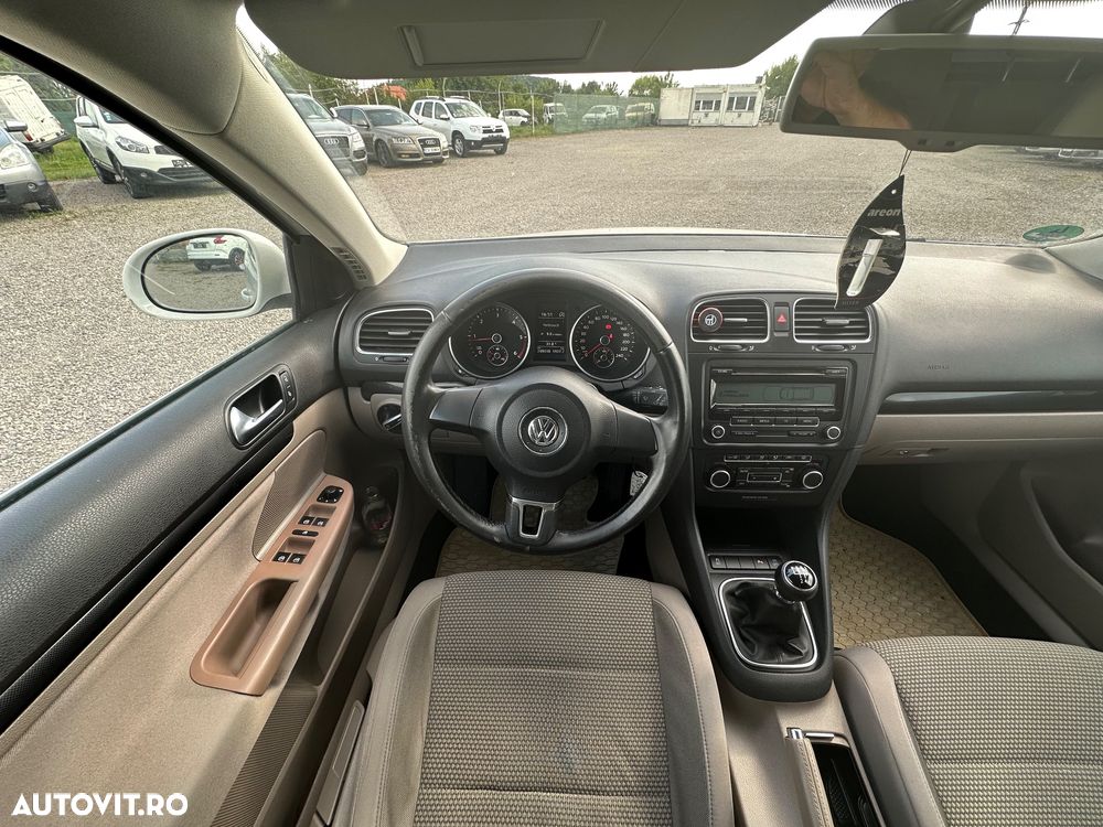 Volkswagen Golf 1.6 TDI DPF BMT Comfortline - 15