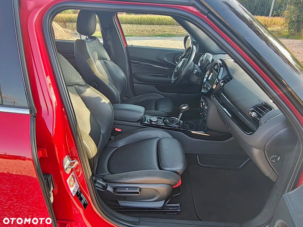MINI Clubman Cooper SD ALL4 - 23