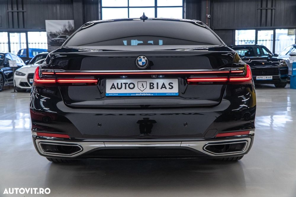 BMW Seria 7 730Ld xDrive - 31