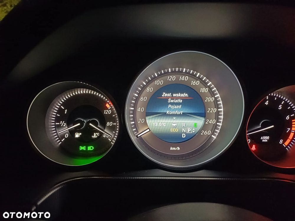 Mercedes-Benz Klasa E 300 T 4Matic 7G-TRONIC Avantgarde - 6