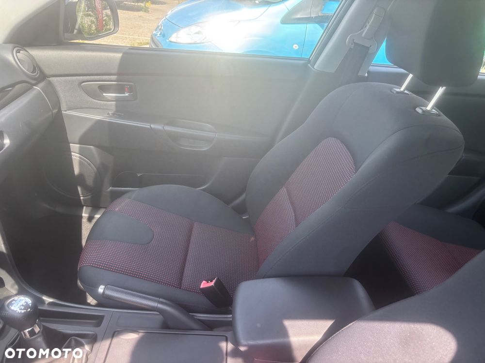 Mazda 3 1.6 Sport Active - 27