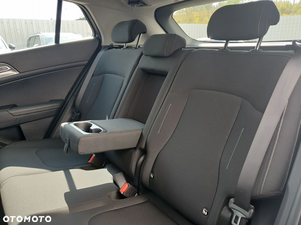 Kia Sportage 1.6 T-GDI M 2WD DCT - 17