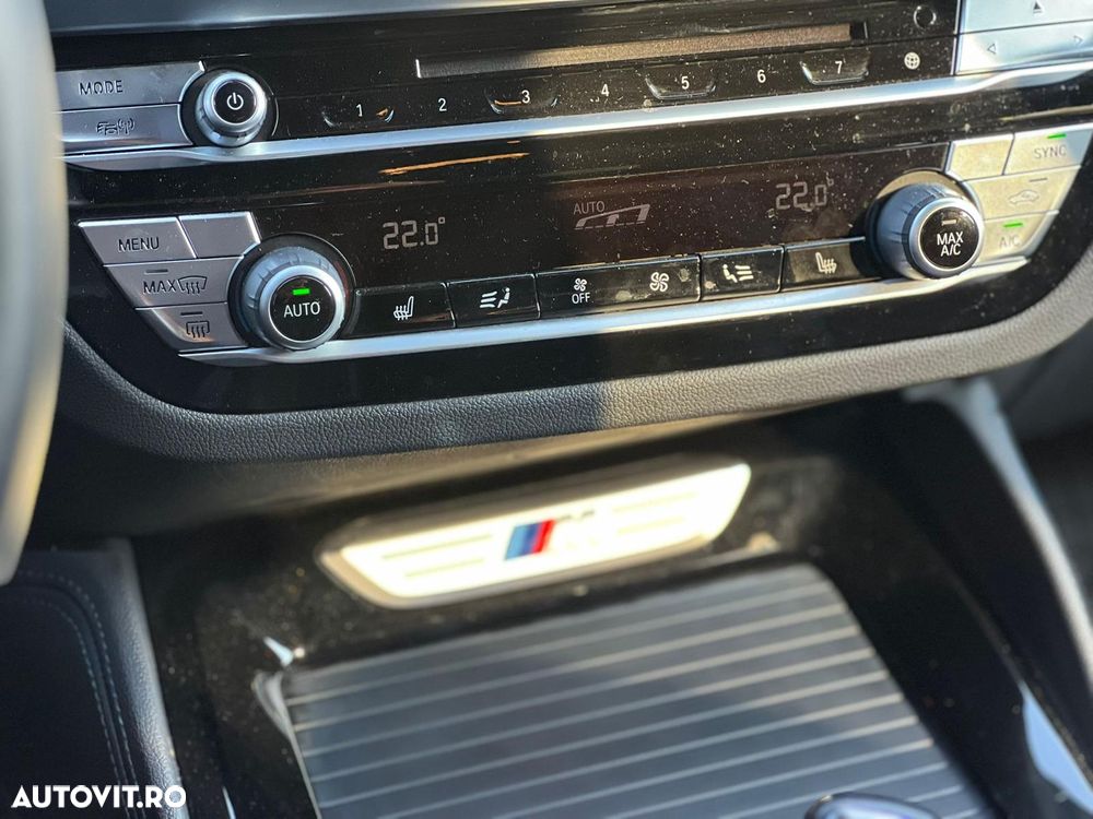 BMW X4 xDrive35d AT Advantage - 13