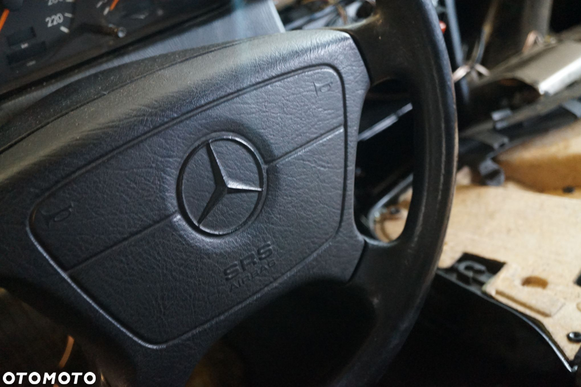 KIEROWNICA C-KLASA W202  MERCEDES 1993-1997 - 6