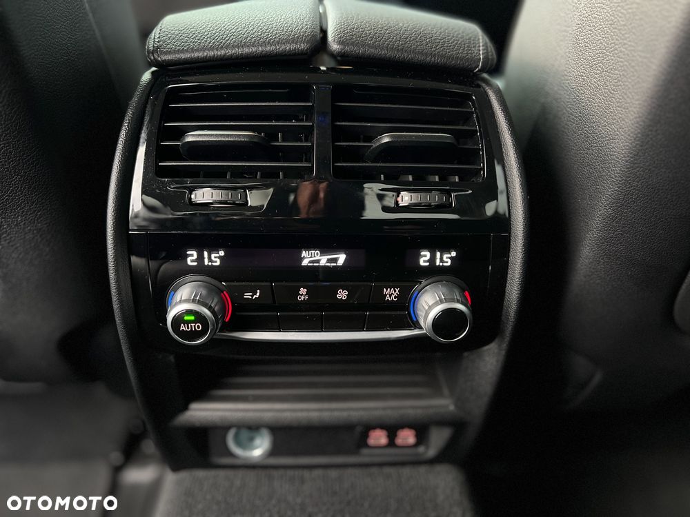 BMW Seria 5 520d Efficient Dynamics Edition Sport Line - 39