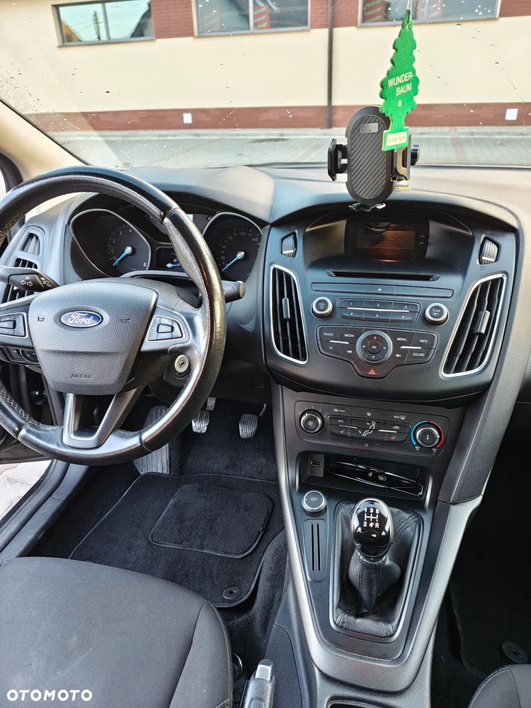 Ford Focus 1.6 Titanium - 13