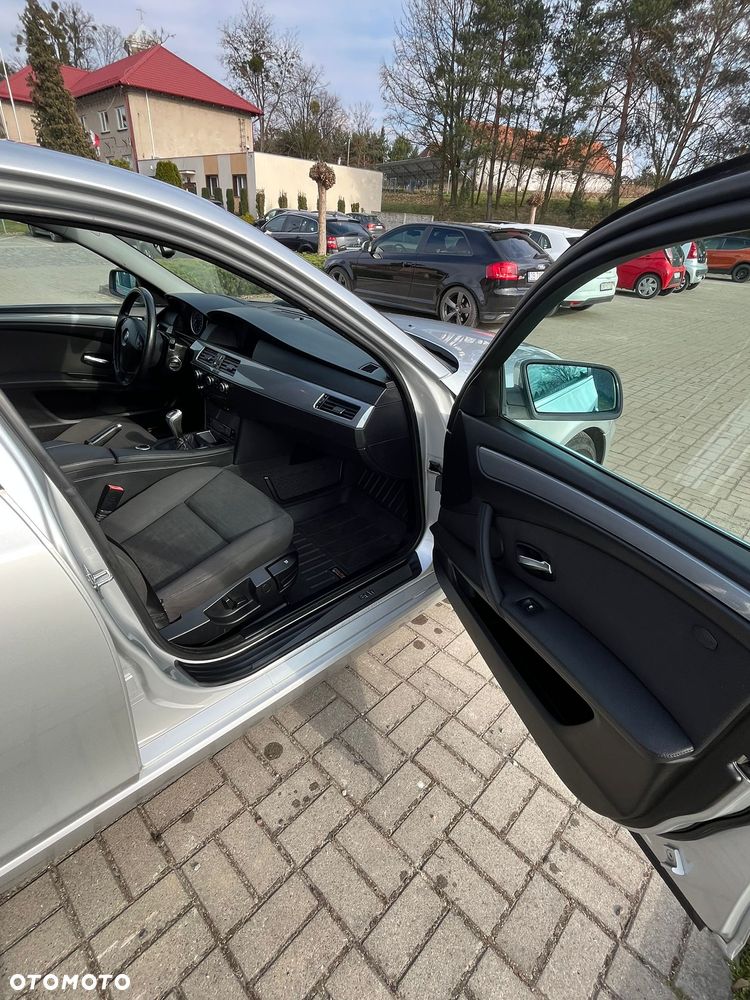 BMW Seria 5 - 16
