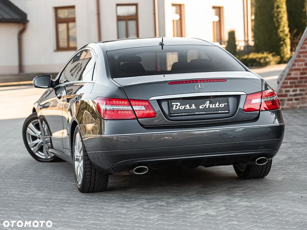 Mercedes-Benz Klasa E 350 CDI DPF BlueEFFICIENCY 7G-TRONIC Avantgarde - 8