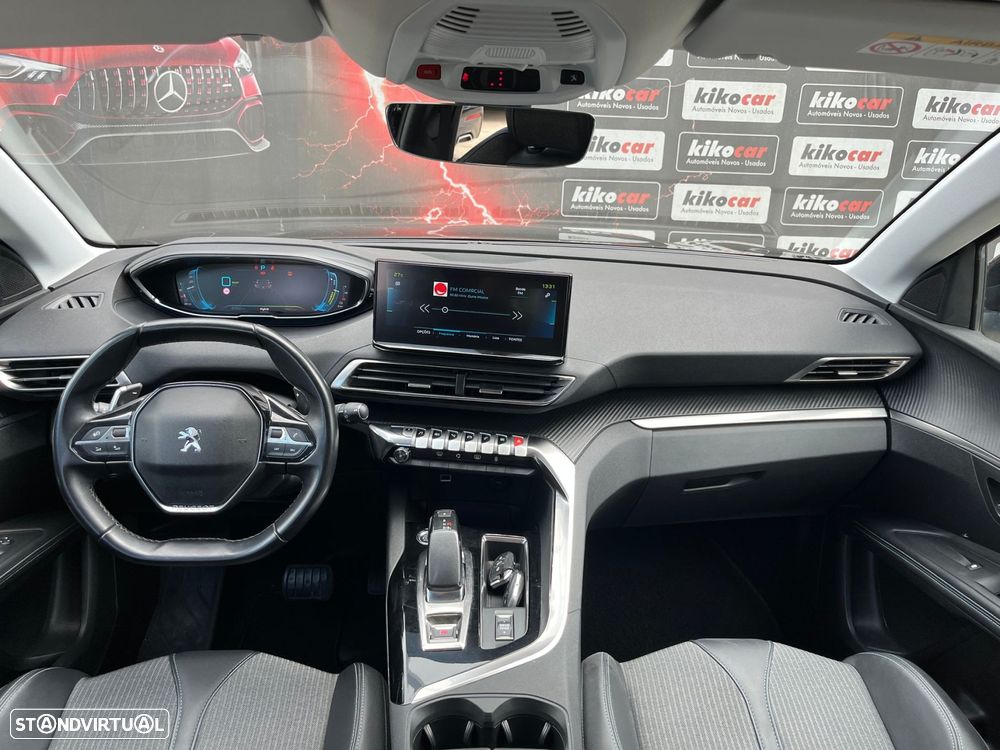 Peugeot 3008 225 e-EAT8 Allure - 33