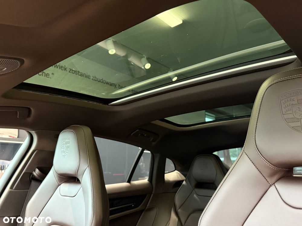 Porsche Panamera - 15