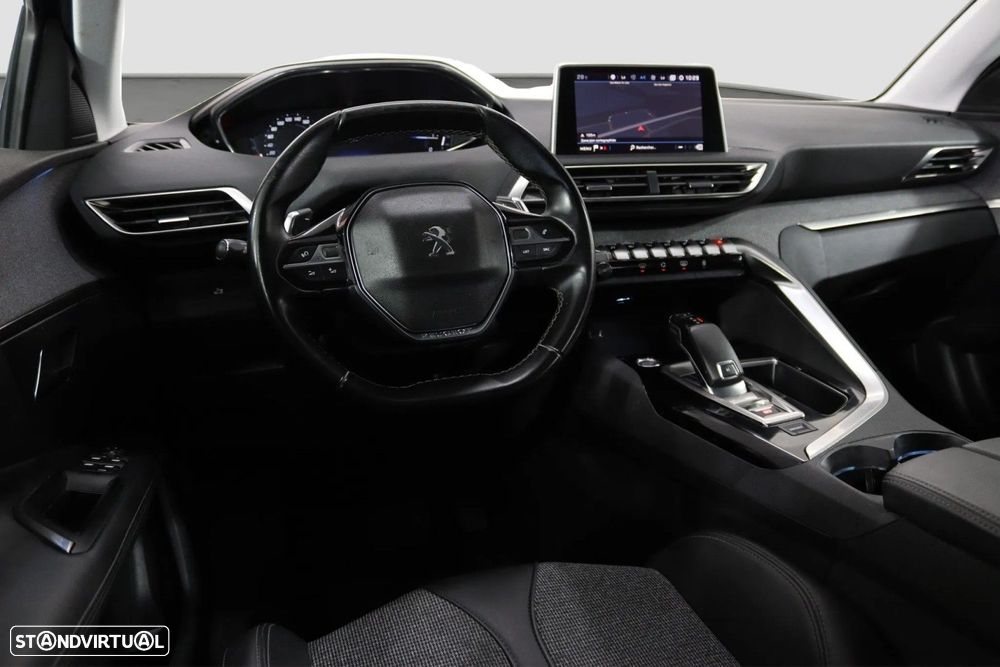 Peugeot 5008 PureTech 130 EAT8 Stop & Start Allure - 4