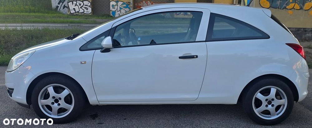Opel Corsa - 8