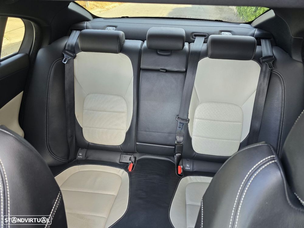 Jaguar XE 2.0 D R-Sport Aut. - 12