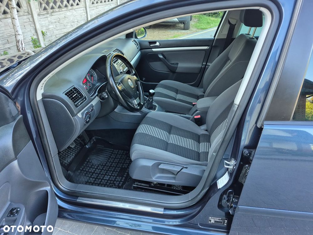 Volkswagen Golf 1.9 TDI United - 11