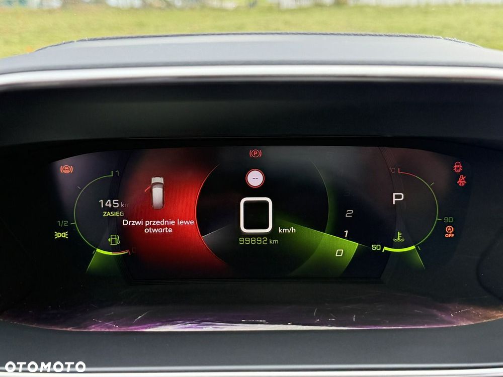 Peugeot 2008 PureTech 130 EAT8 GT - 27