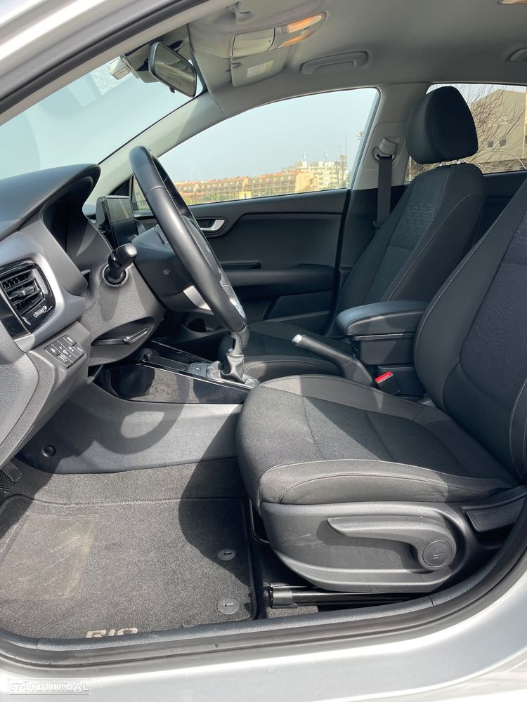 Kia Rio 1.0 T-GDi Drive JLL17 - 10