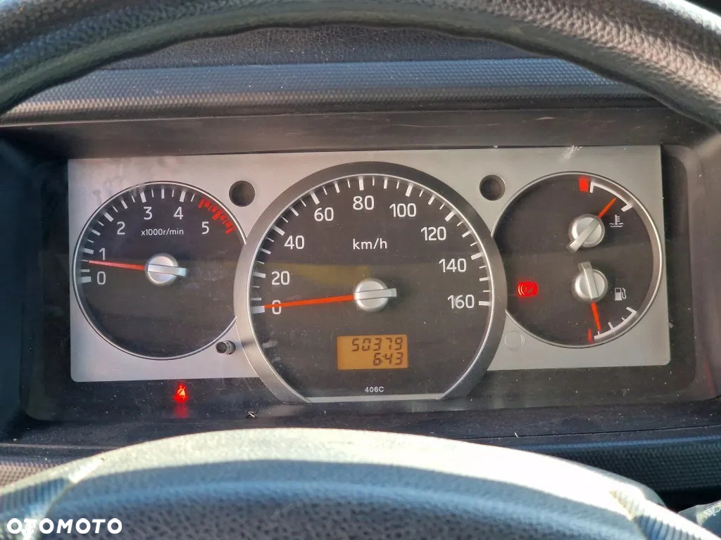 Renault Maxity - 7
