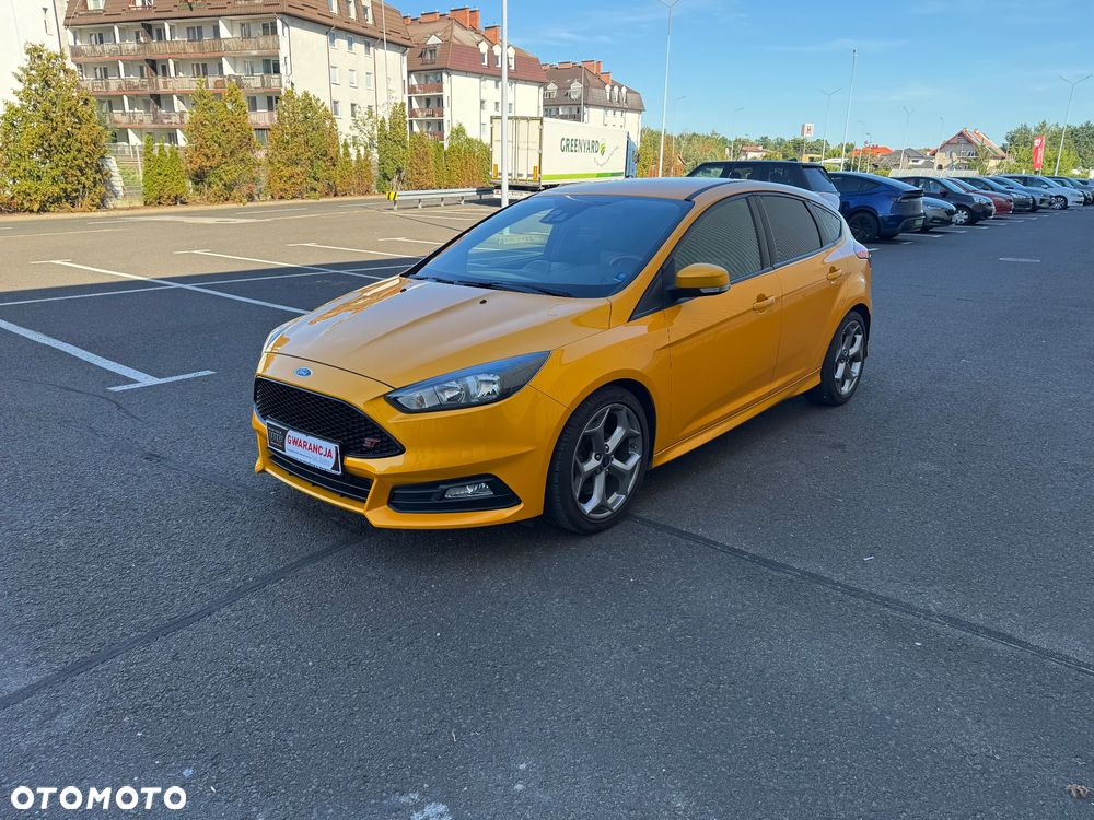 Ford Focus ST - 2