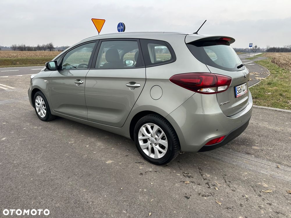 Kia Carens 1.6 GDI Dream Team Edition - 26