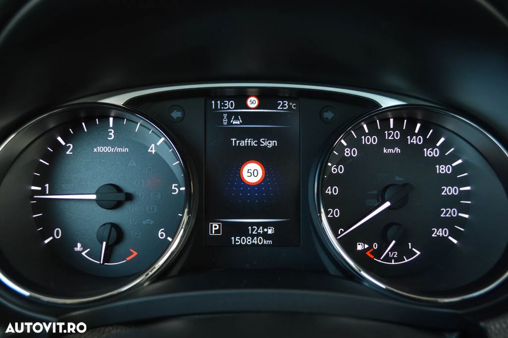 Nissan X-Trail 1.6 dCi Xtronic 360 - 18