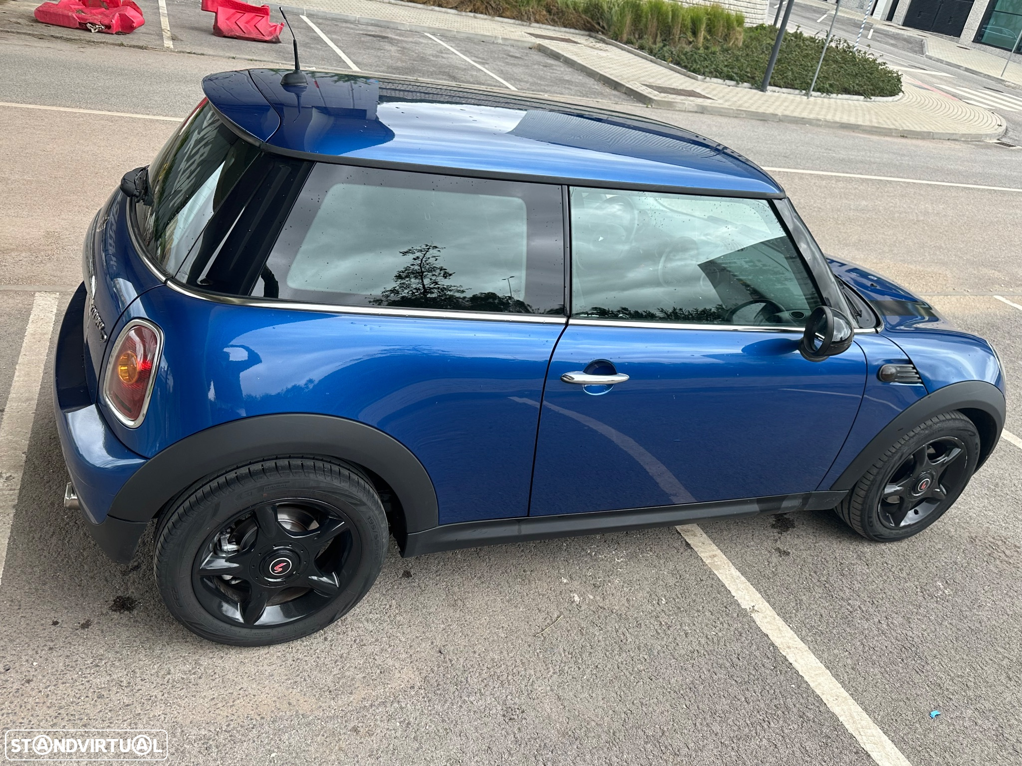 MINI 3 Portas Cooper D - 19