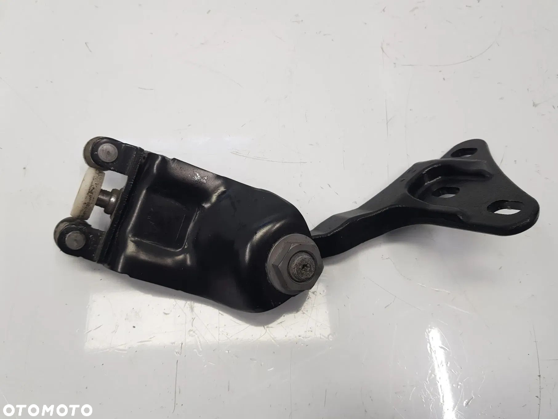 Rolka wózek prowadnica drzwi przesuwnych bocznych wózek górny FORD TRANSIT MK8 - 3